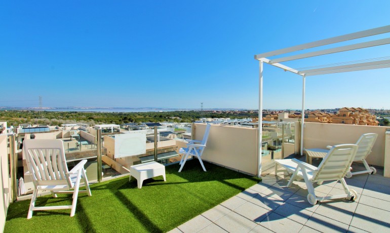 Venta - Villa -
Villamartin