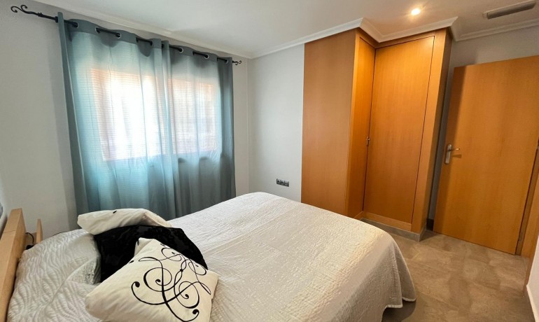 Venta - Apartamento / piso -
Torrevieja - La Mata pueblo