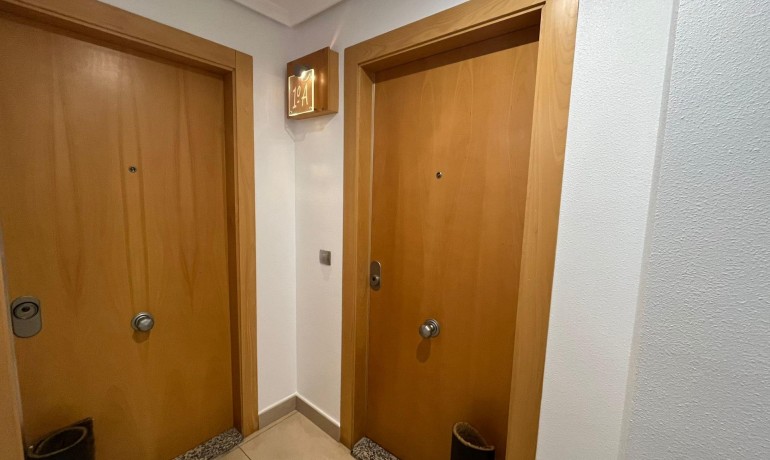 Venta - Apartamento / piso -
Torrevieja - La Mata pueblo