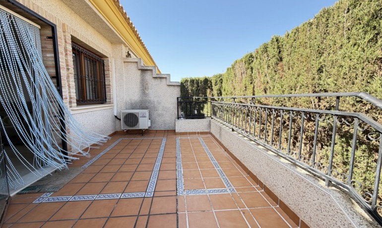 Venta - Apartamento / piso -
Villamartin