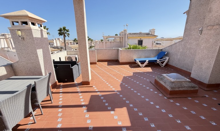 Venta - Apartamento / piso -
Villamartin