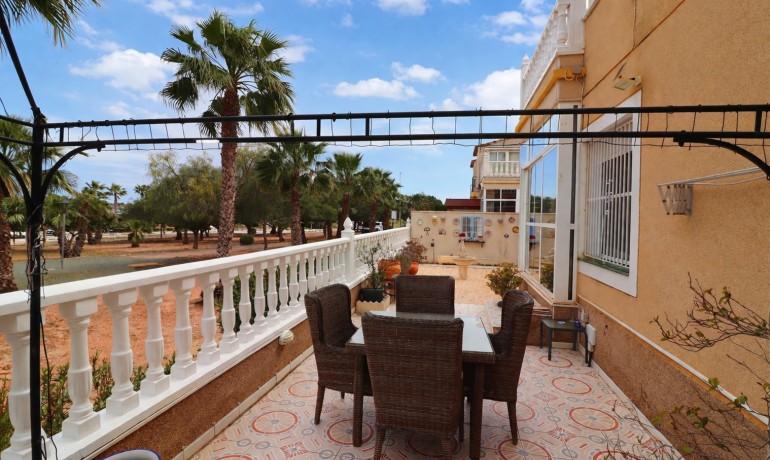 Revente - Villa -
Algorfa - Montebello