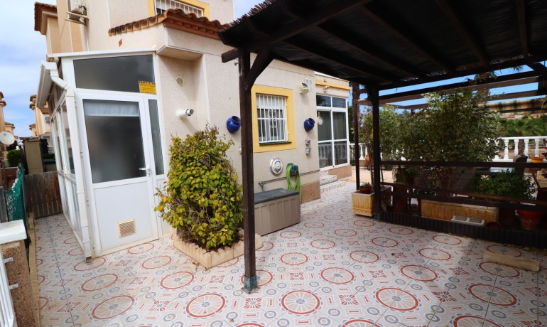Revente - Villa -
Algorfa - Montebello