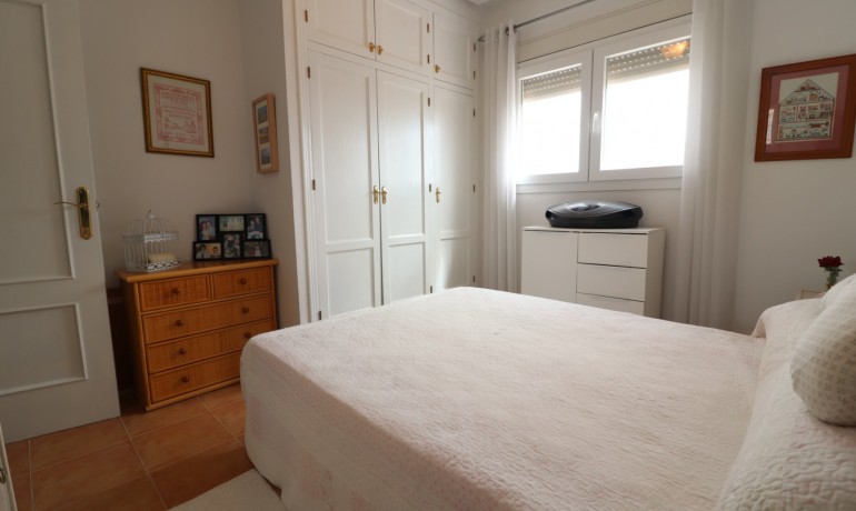 Revente - Villa -
Algorfa - Montebello