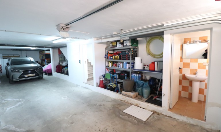 Revente - Maison -
Redovan - Redovan - Town