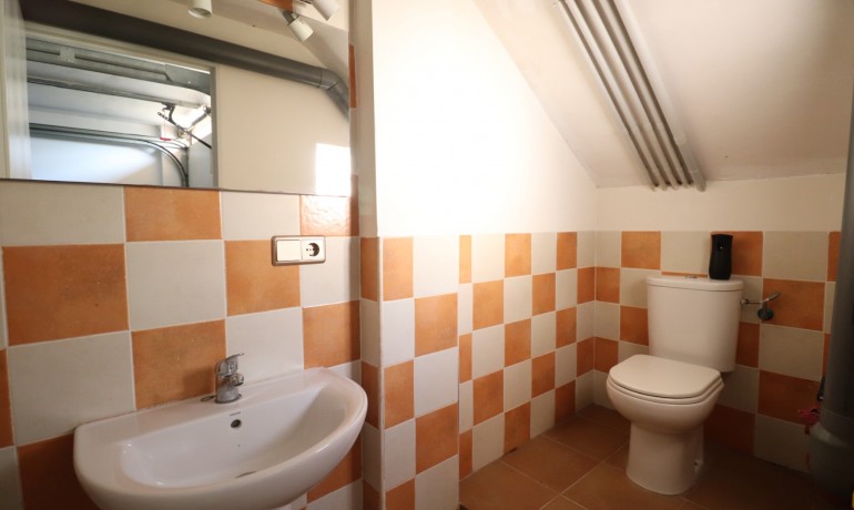 Revente - Maison -
Redovan - Redovan - Town