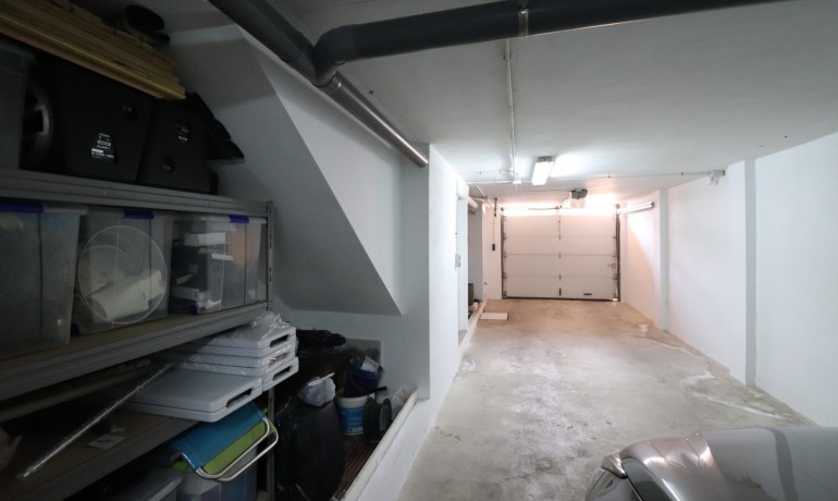 Revente - Maison -
Redovan - Redovan - Town