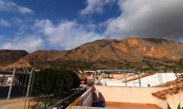 Revente - Maison -
Redovan - Redovan - Town