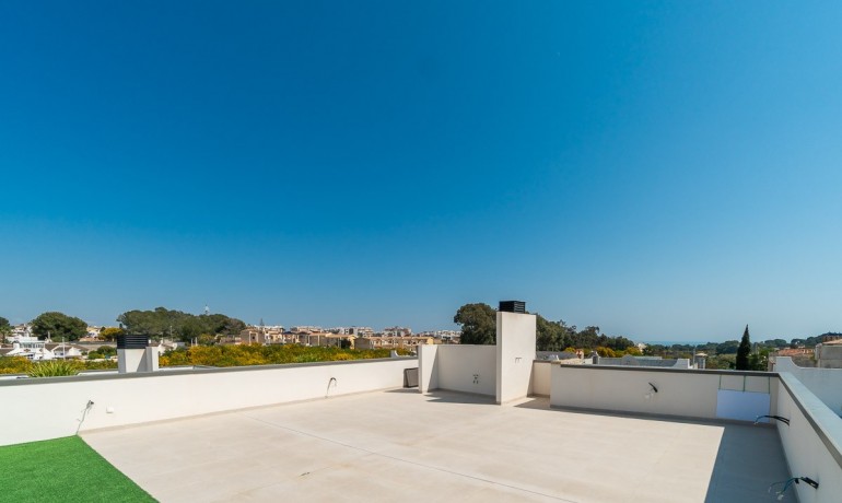 Revente - Villa -
Orihuela Costa* - Villamartin Golf