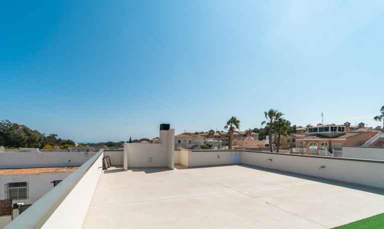 Revente - Villa -
Orihuela Costa* - Villamartin Golf