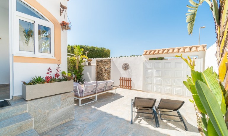 Revente - Maison -
Torrevieja* - El Limonar