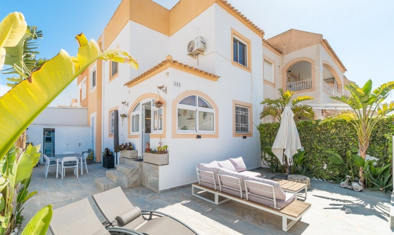 Revente - Maison -
Torrevieja* - El Limonar