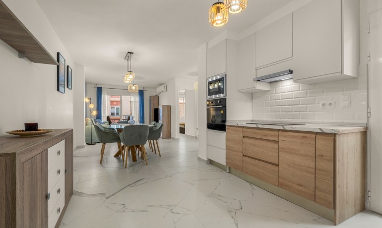 Revente - Appartement / Flat -
Torrevieja* - Playa de El Cura