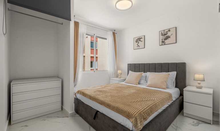 Revente - Appartement / Flat -
Torrevieja* - Playa de El Cura