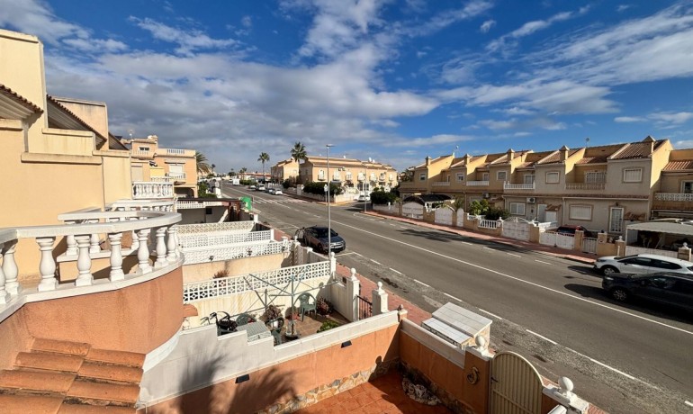 Revente - Maison -
Cuidad Quesada* - Doña pepa