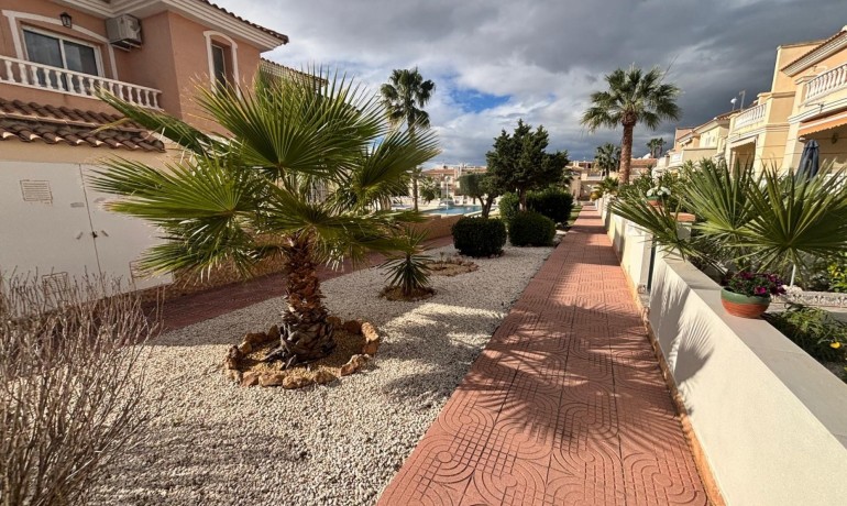 Revente - Maison -
Cuidad Quesada* - Doña pepa