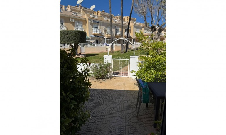 Revente - Appartement / Flat -
Cuidad Quesada* - Doña pepa