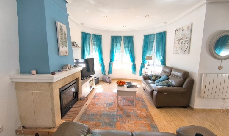 Herverkoop - Villa -
Guardamar del Segura - El Raso