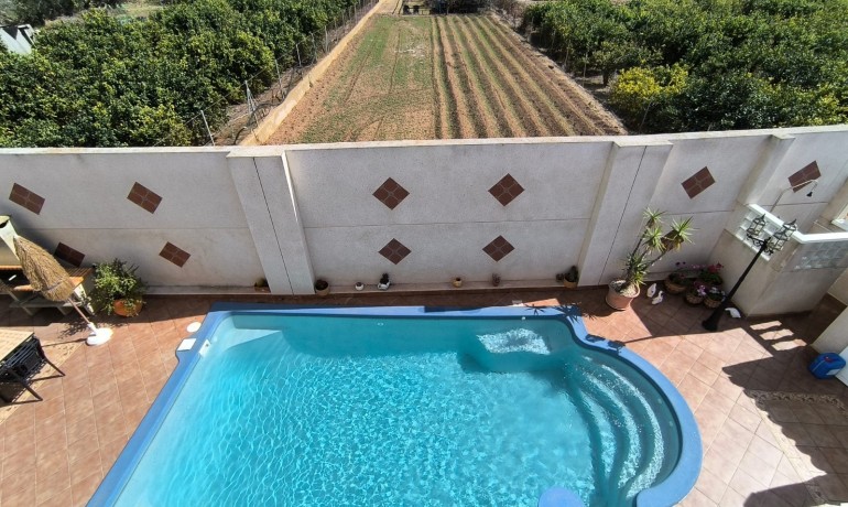 Herverkoop - Villa -
Guardamar del Segura - El Raso