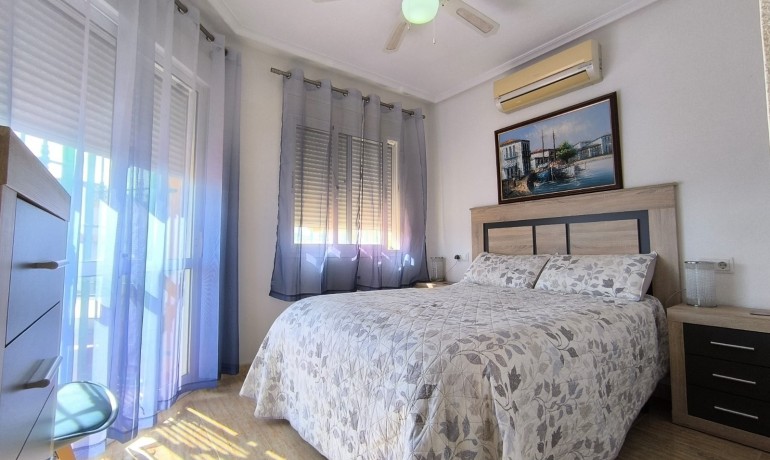 Herverkoop - Villa -
Guardamar del Segura - El Raso