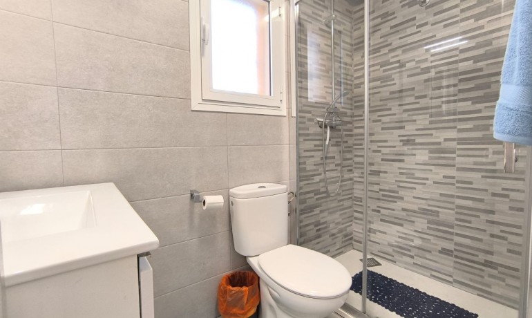 Herverkoop - Villa -
Guardamar del Segura - El Raso