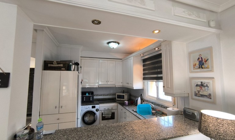 Herverkoop - Villa -
Guardamar del Segura - El Raso