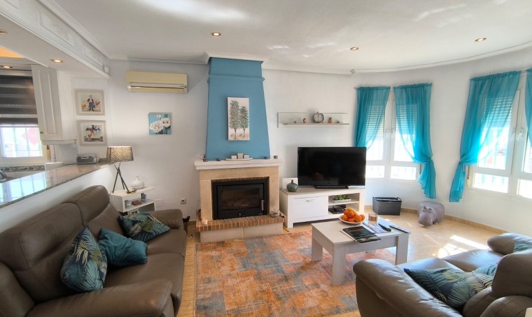 Herverkoop - Villa -
Guardamar del Segura - El Raso