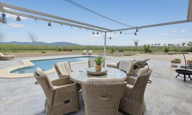 Sale - Finca / Country Property -
Pinoso - Pinoso - Country