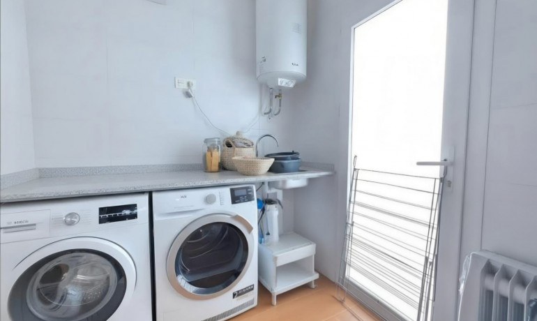 Sale - Finca / Country Property -
Pinoso - Pinoso - Country