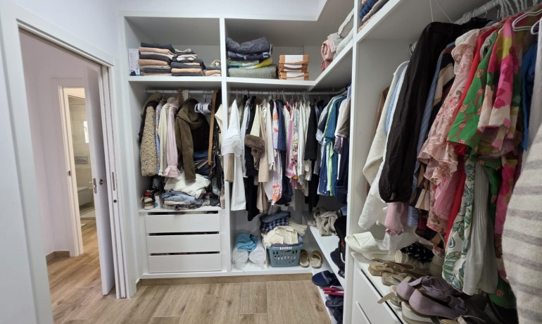 Sale - Finca / Country Property -
Pinoso - Pinoso - Country