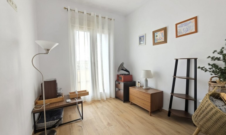 Sale - Finca / Country Property -
Pinoso - Pinoso - Country