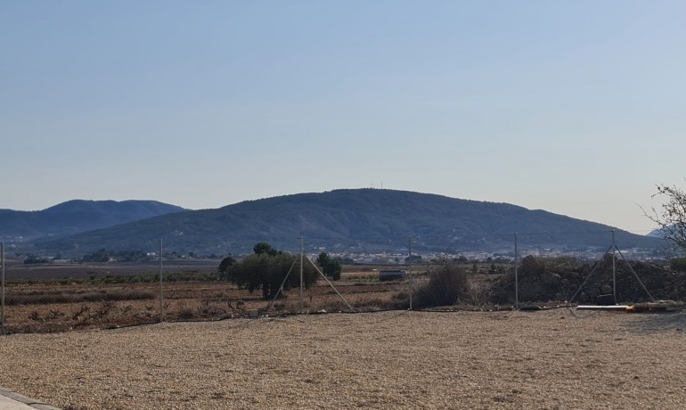 Sale - Finca / Country Property -
Pinoso - Pinoso - Country