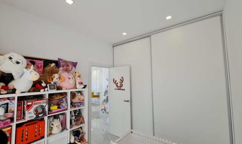 Sale - Finca / Country Property -
Pinoso - Pinoso - Country