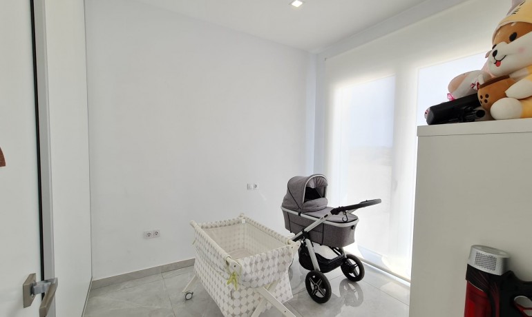 Sale - Finca / Country Property -
Pinoso - Pinoso - Country