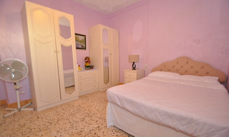 Herverkoop - Finca / Landgoed -
Pinoso - Pinoso - Town