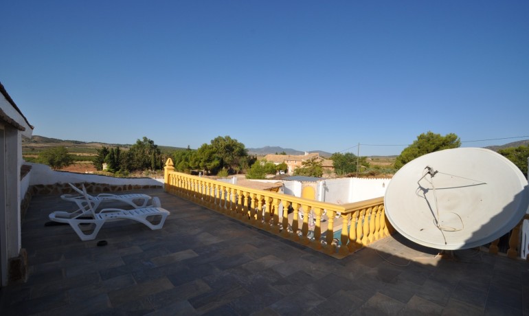 Herverkoop - Finca / Landgoed -
Pinoso - Pinoso - Town