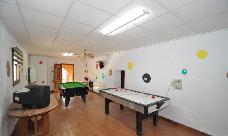 Herverkoop - Finca / Landgoed -
Pinoso - Pinoso - Town