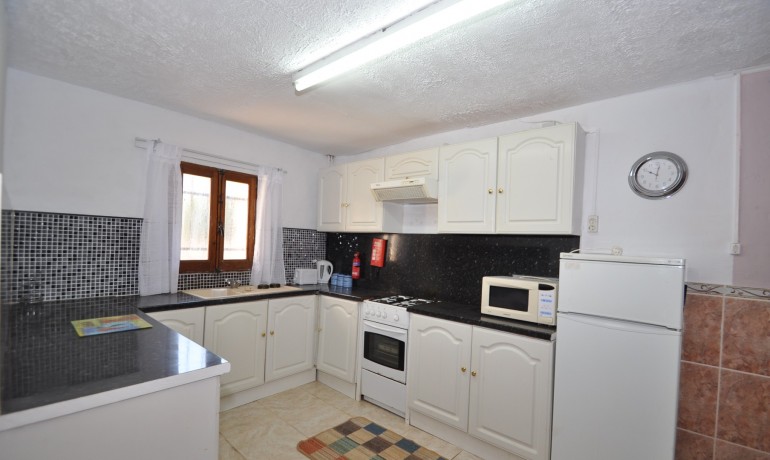 Herverkoop - Finca / Landgoed -
Pinoso - Pinoso - Town