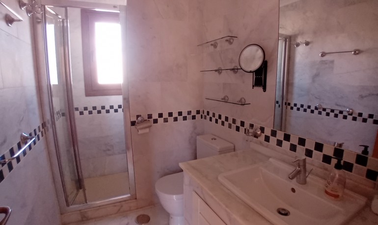 Herverkoop - Villa -
Algorfa - La Finca Golf Resort