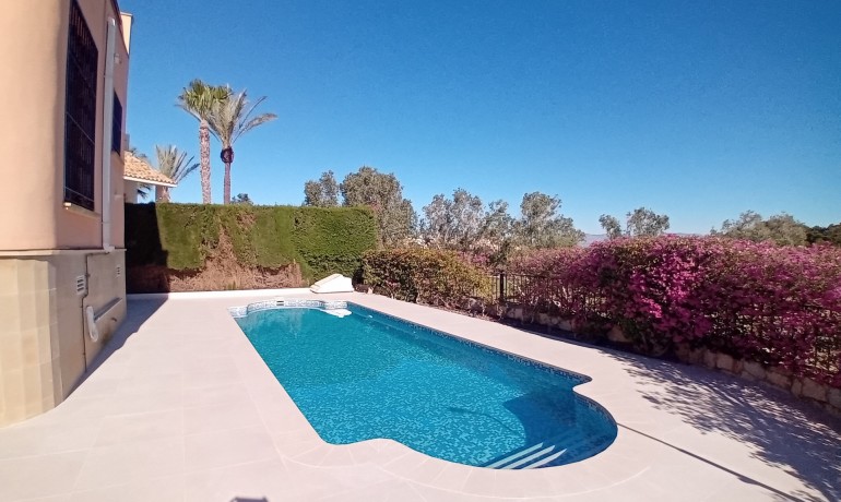 Herverkoop - Villa -
Algorfa - La Finca Golf Resort