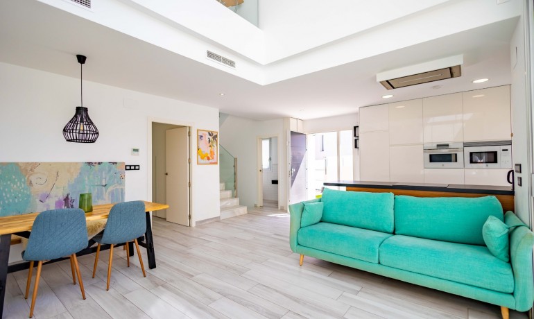 Herverkoop - Villa -
Orihuela Costa* - Lomas de Cabo Roig