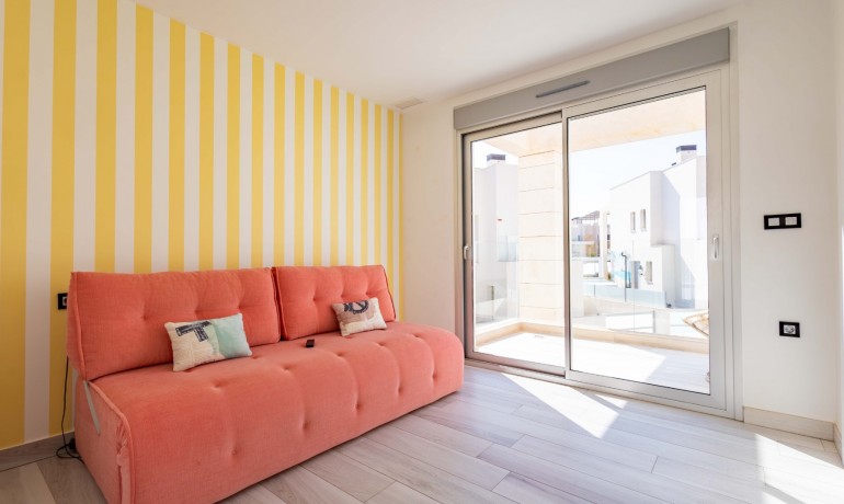 Herverkoop - Villa -
Orihuela Costa* - Lomas de Cabo Roig