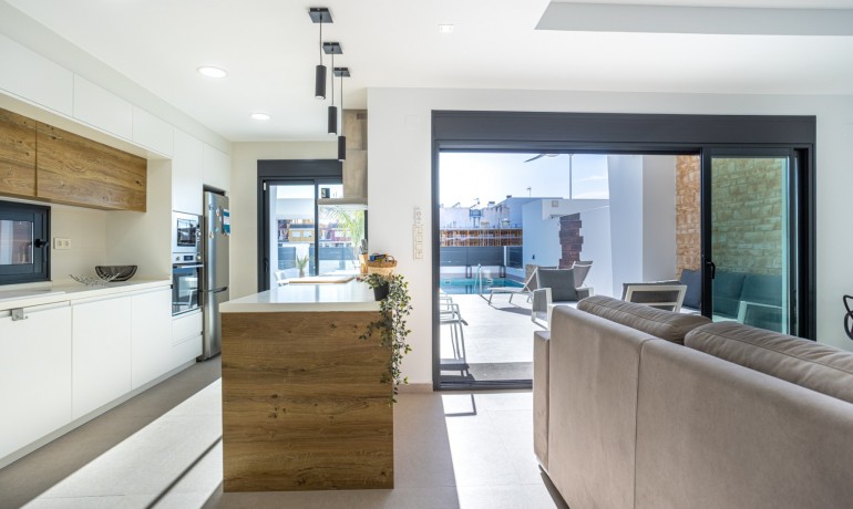 Herverkoop - Villa -
Dolores* - Dolores