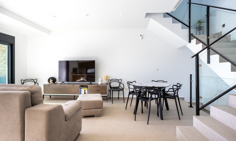 Herverkoop - Villa -
Dolores* - Dolores