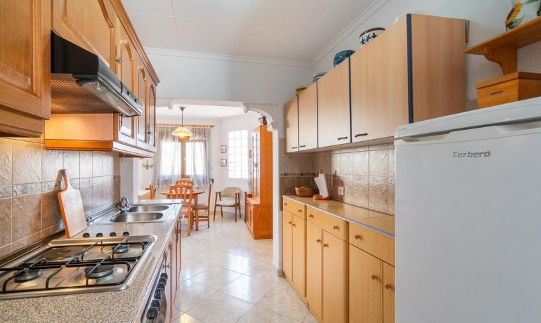 Sale - Villa -
San Fulgencio - La Marina