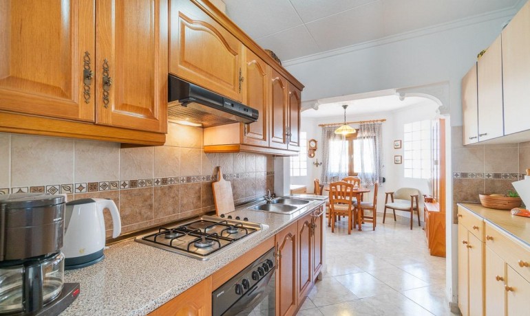 Sale - Villa -
San Fulgencio - La Marina