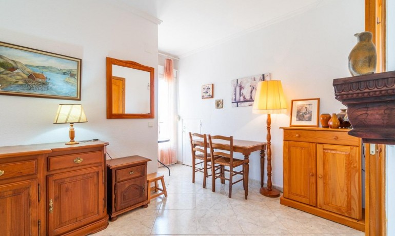 Sale - Villa -
San Fulgencio - La Marina