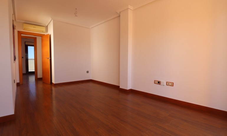 Sale - Apartment / Flat -
Formentera del Segura - Formentera - Village