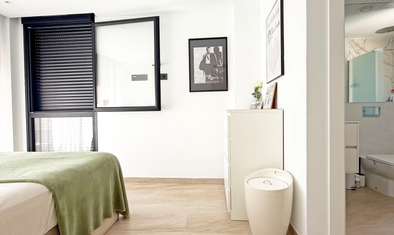 Sale - Villa -
Orihuela Costa* - Villamartin*