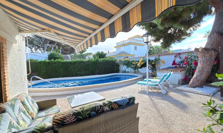 Venta - Villa * -
Orihuela Costa * - Cabo Roig *